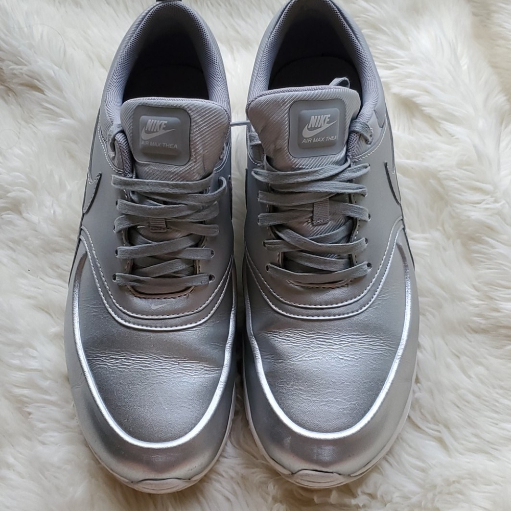 Nike Air Max Thea Sneakers